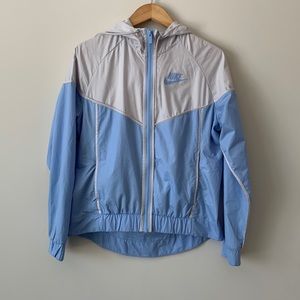 Nike Hooded Wind Breaker- Size S